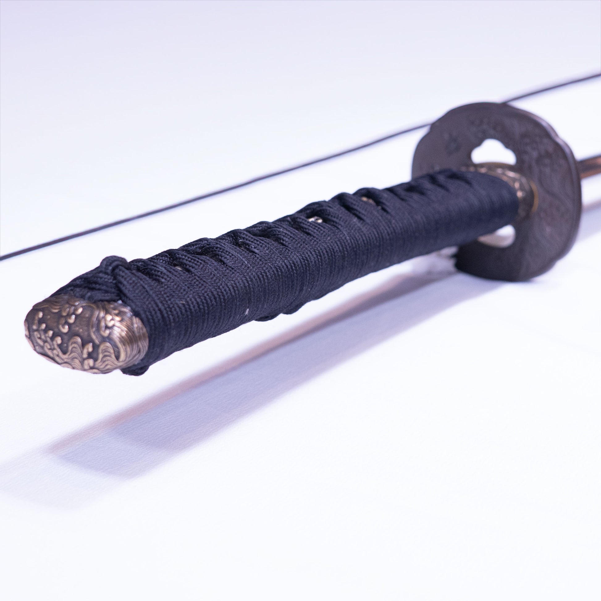 Handle of katana, wave pattern